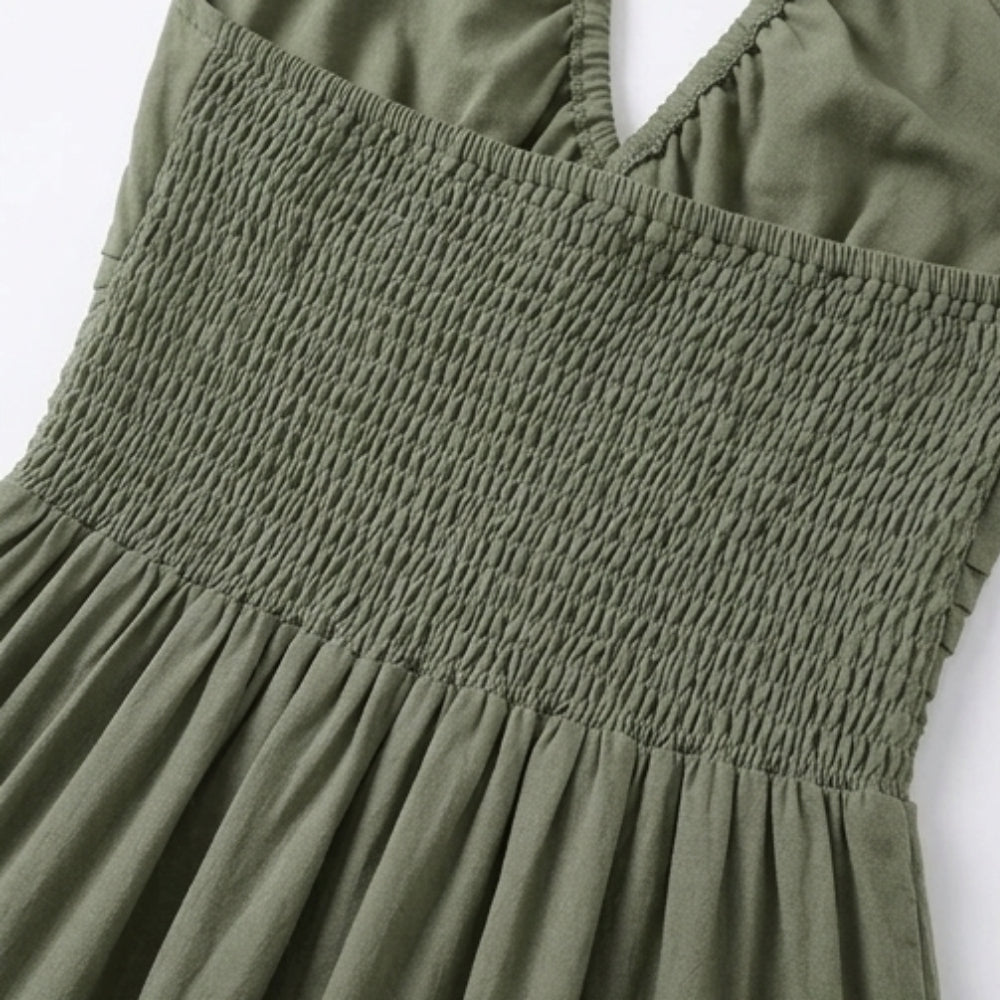 FLOWY HALTER MAXI DRESS FOR EFFORTLESS STYLE