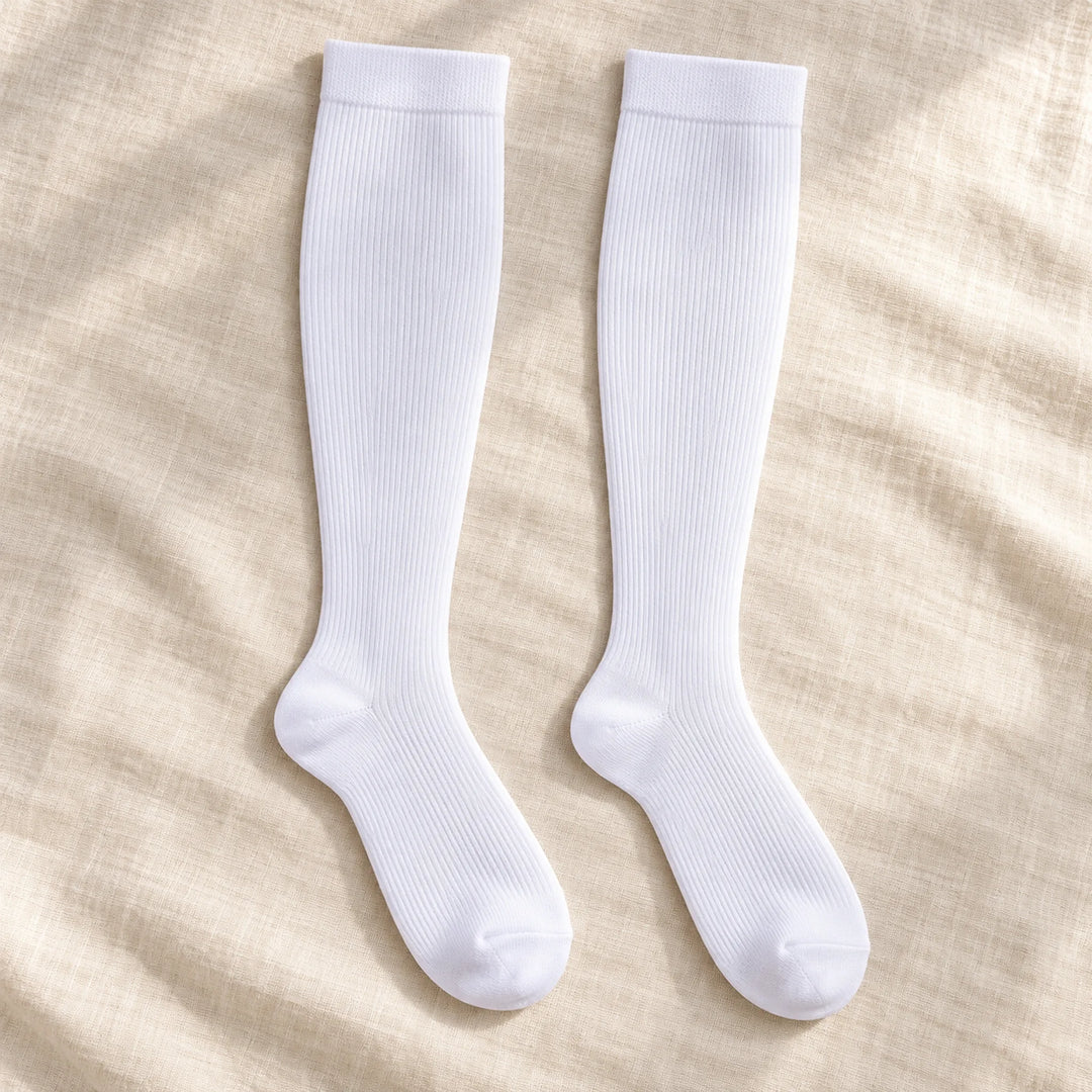 Knee-High Everyday Compression Socks — white