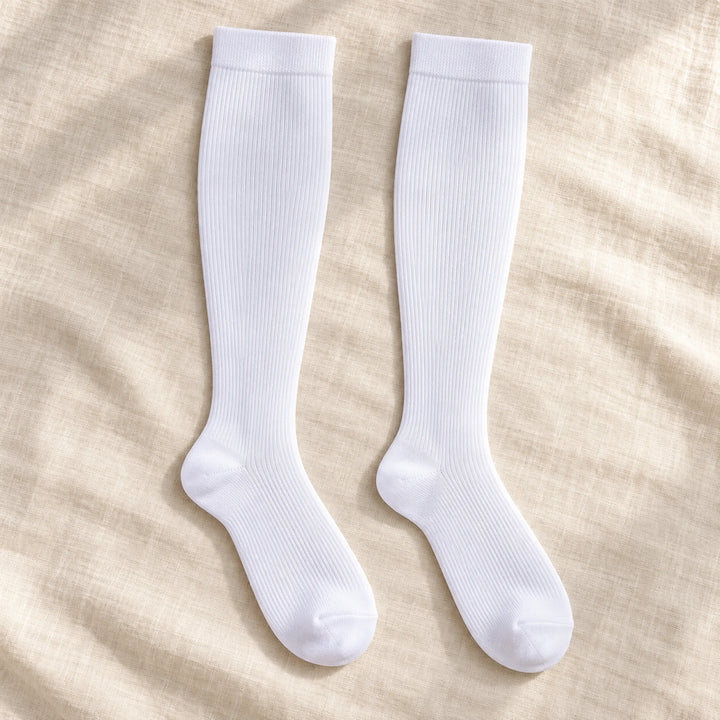 Knee-High Everyday Compression Socks — white